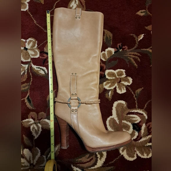 Guess Leather Boots - Picture 5 of 6
